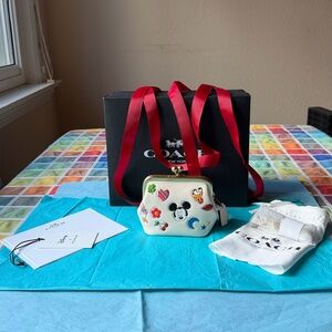 ❤️💕❤️ COACH X DISNEY KISSLOCK FRAME BAG WITH STICKER PRINT 💕❤️💕 NWT ❤️💕❤️